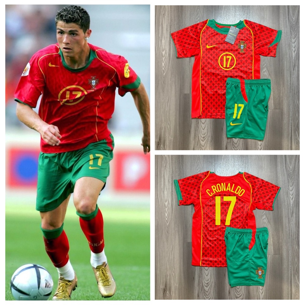 Cristiano Ronaldo #17 Portugal 2004 Home RETRO Kids Soccer Jersey Kit